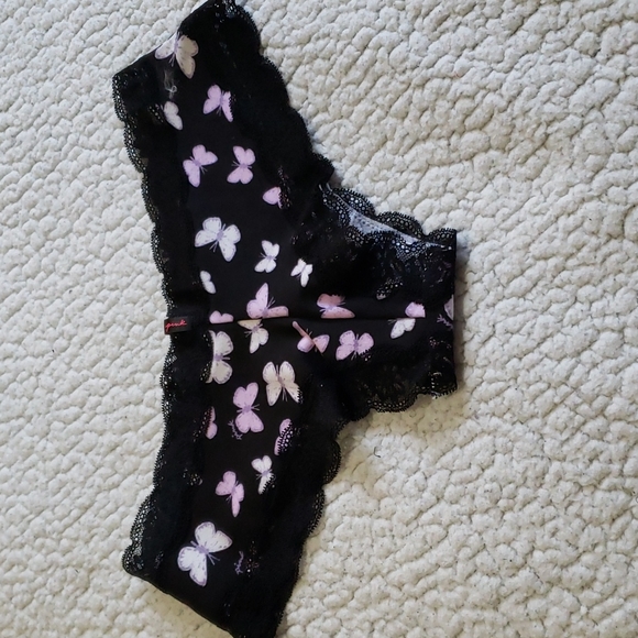 NWT Pink Victoria's Secret Bundle 3 Underwear - Picture 3 of 8